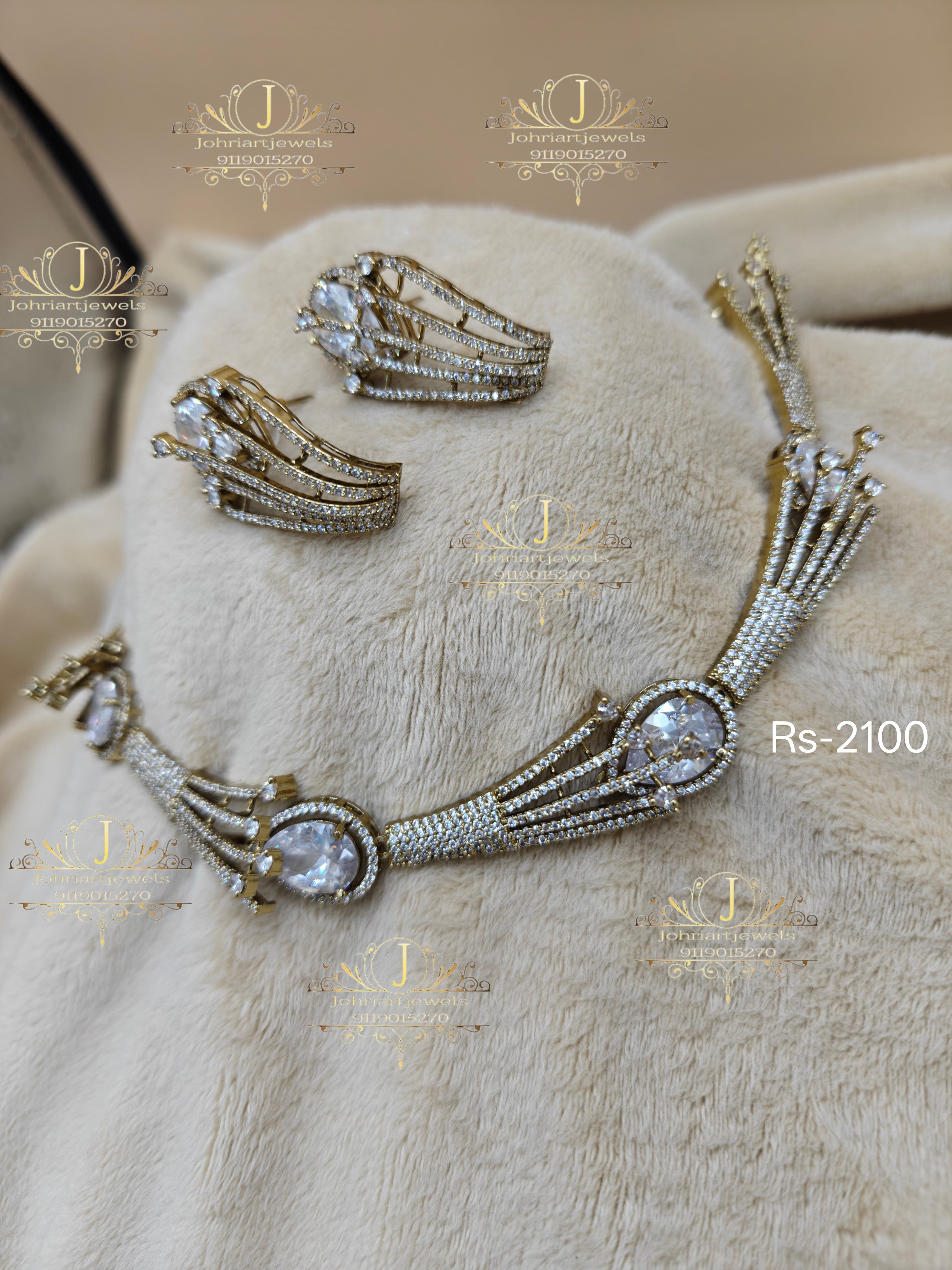 Ad necklace.  Mehandi polish