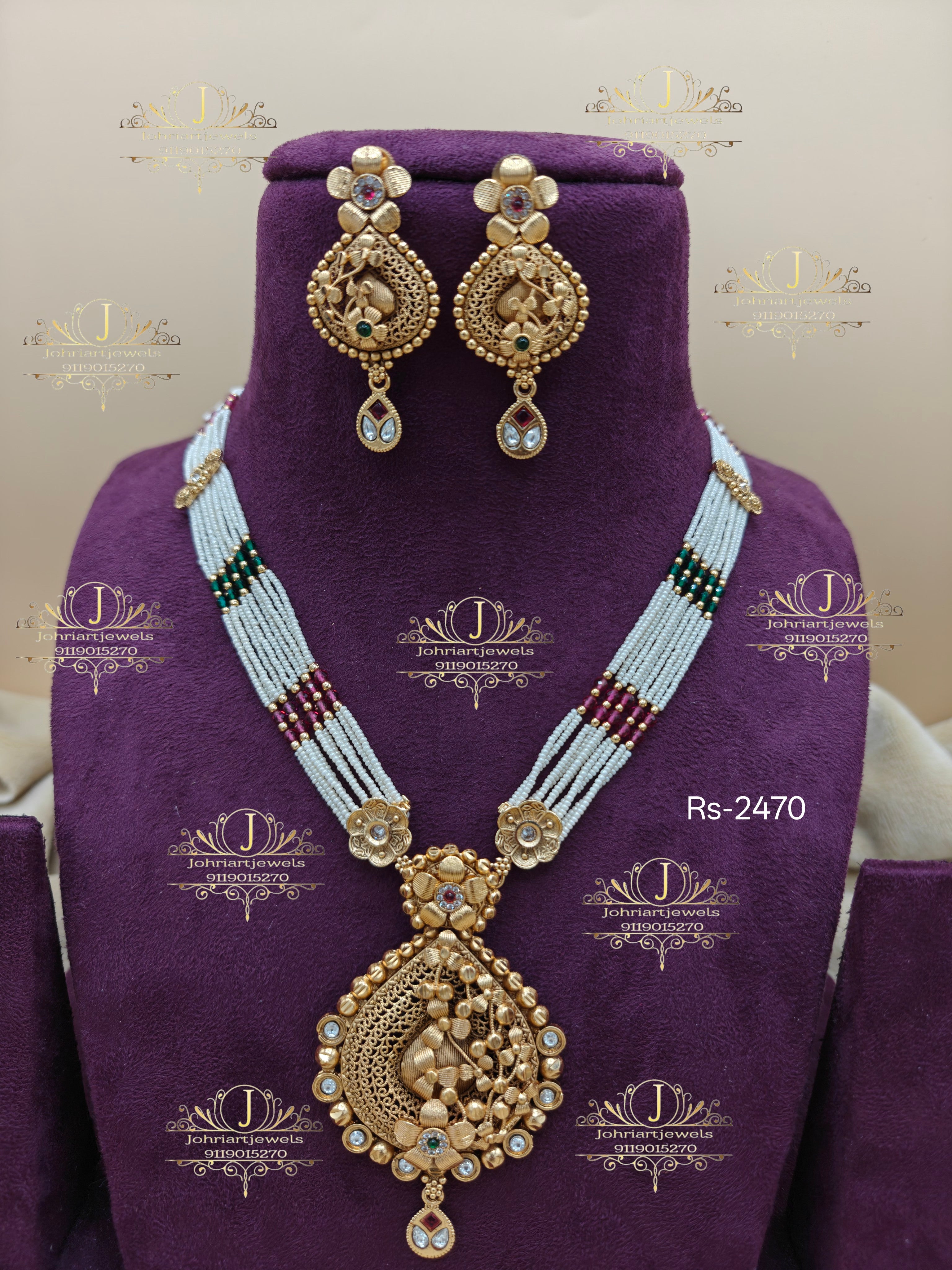 Heritage long necklace